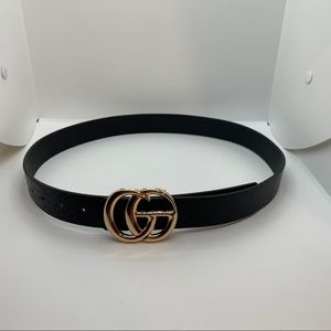 NWOT Black snake style Belt